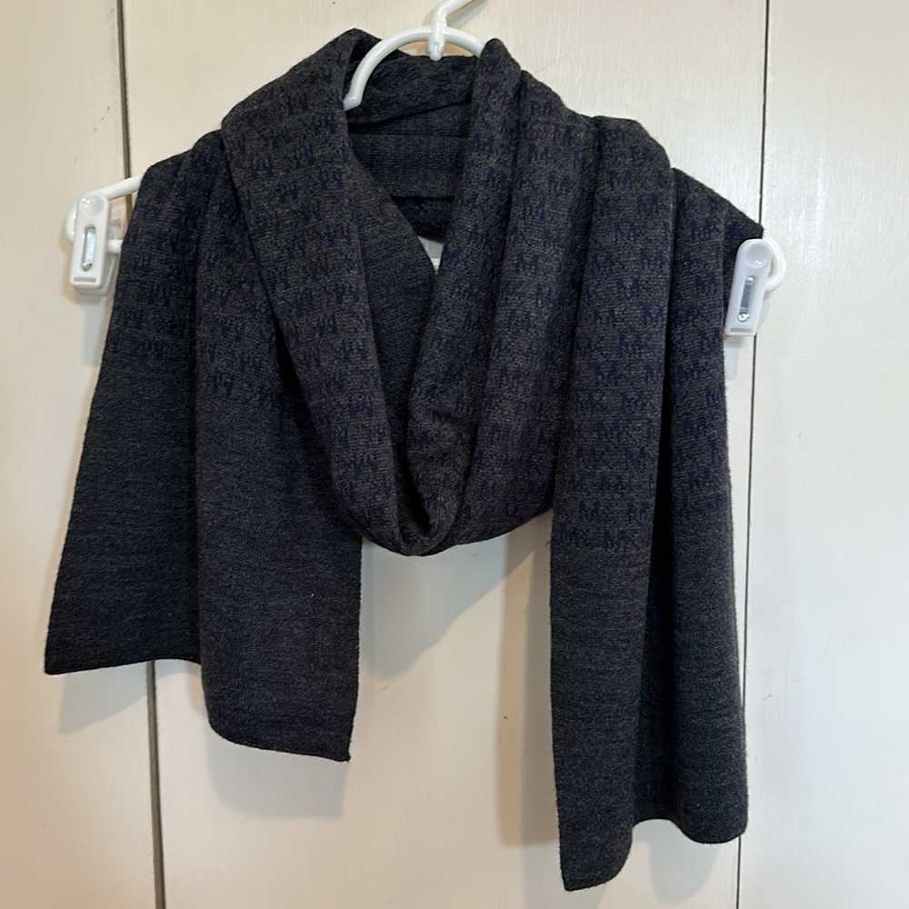 MK Michael Kors Scarf